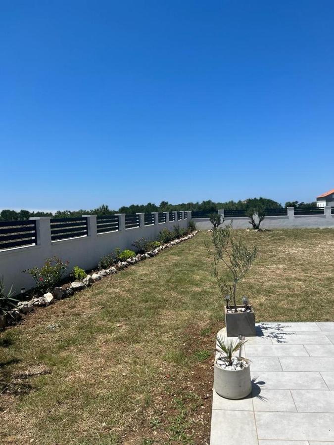 Apartmani Fulir فرسي المظهر الخارجي الصورة