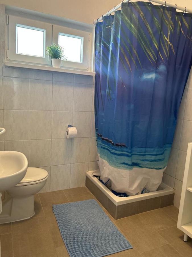 Apartmani Fulir فرسي المظهر الخارجي الصورة