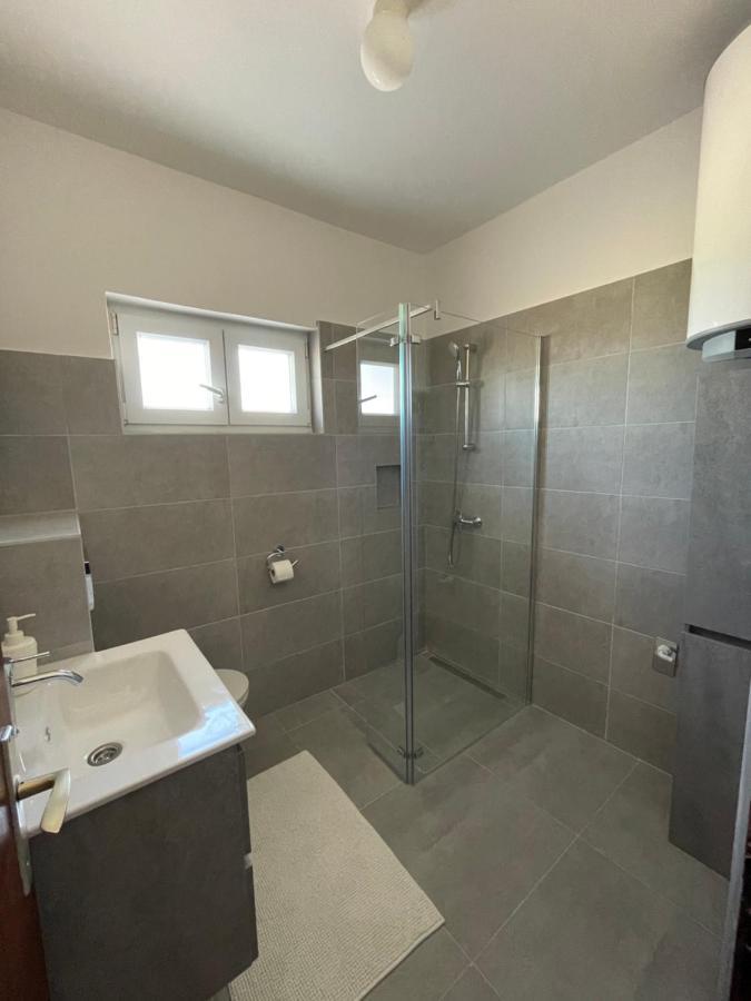 Apartmani Fulir فرسي المظهر الخارجي الصورة