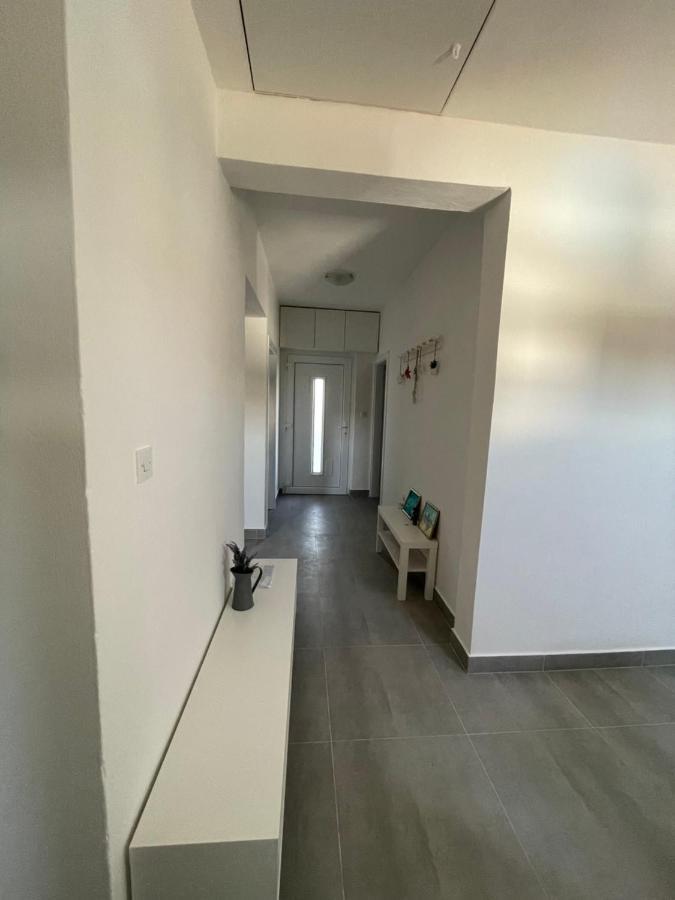 Apartmani Fulir فرسي المظهر الخارجي الصورة