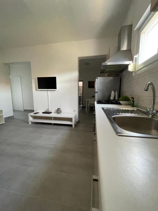 Apartmani Fulir فرسي المظهر الخارجي الصورة